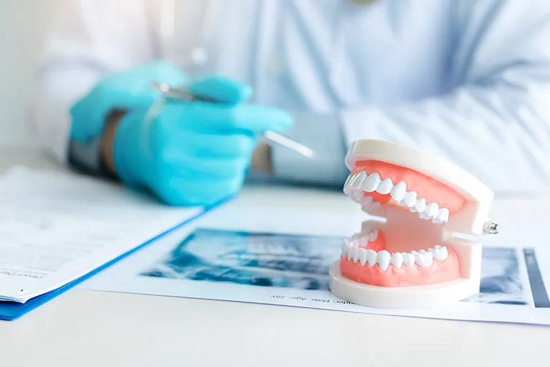 歯の定期的な検診と効果的な治療